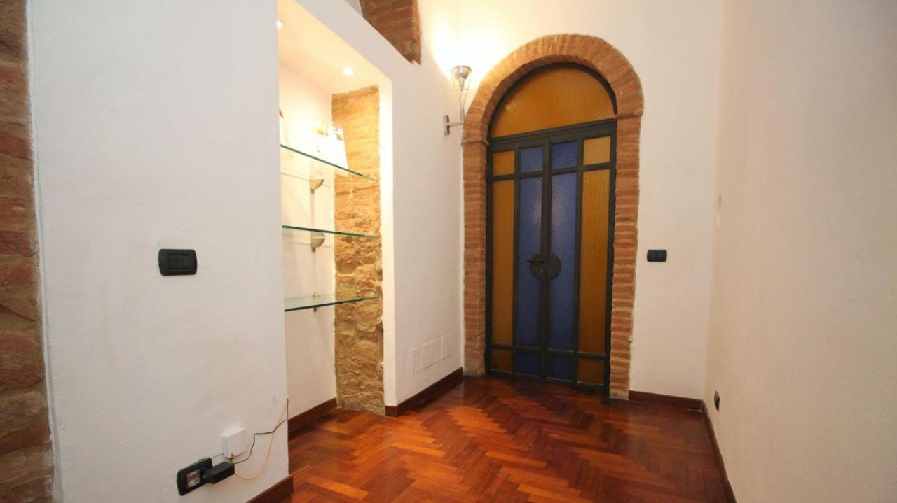 Logge Del Papa Apartment Siena Zewnętrze zdjęcie